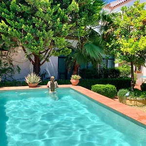 https://apartamentos-los-patios-de-la-juderia.es-andalucia.com